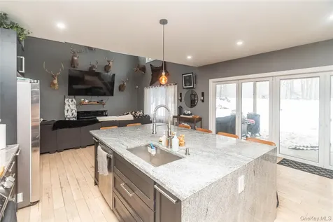 4 Lewis Lane Bloomingburg NY 12721
