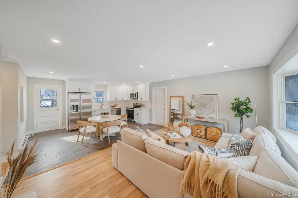 4902 Express Drive S Ronkonkoma NY 11779