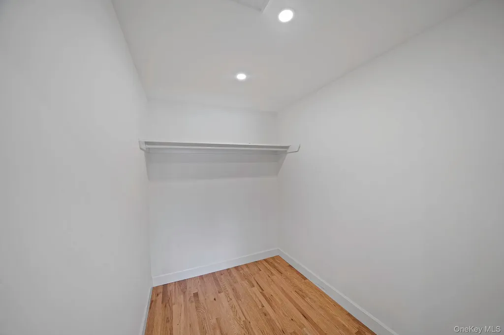 4902 Express Drive S Ronkonkoma NY 11779