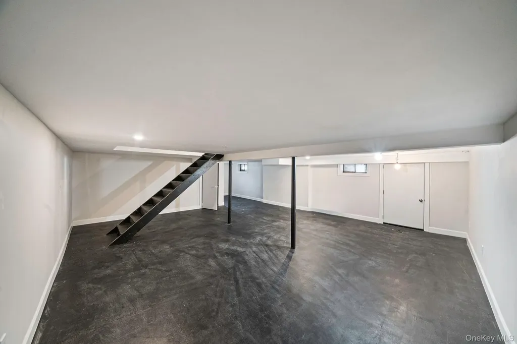4902 Express Drive S Ronkonkoma NY 11779