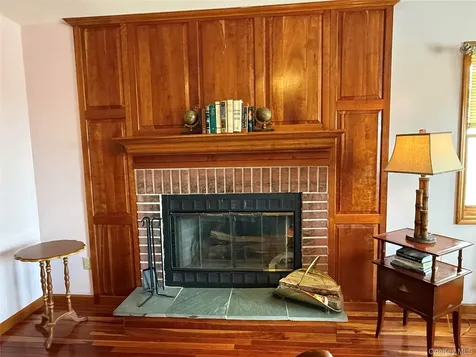 4 Chaucer Road Staatsburg NY 12580