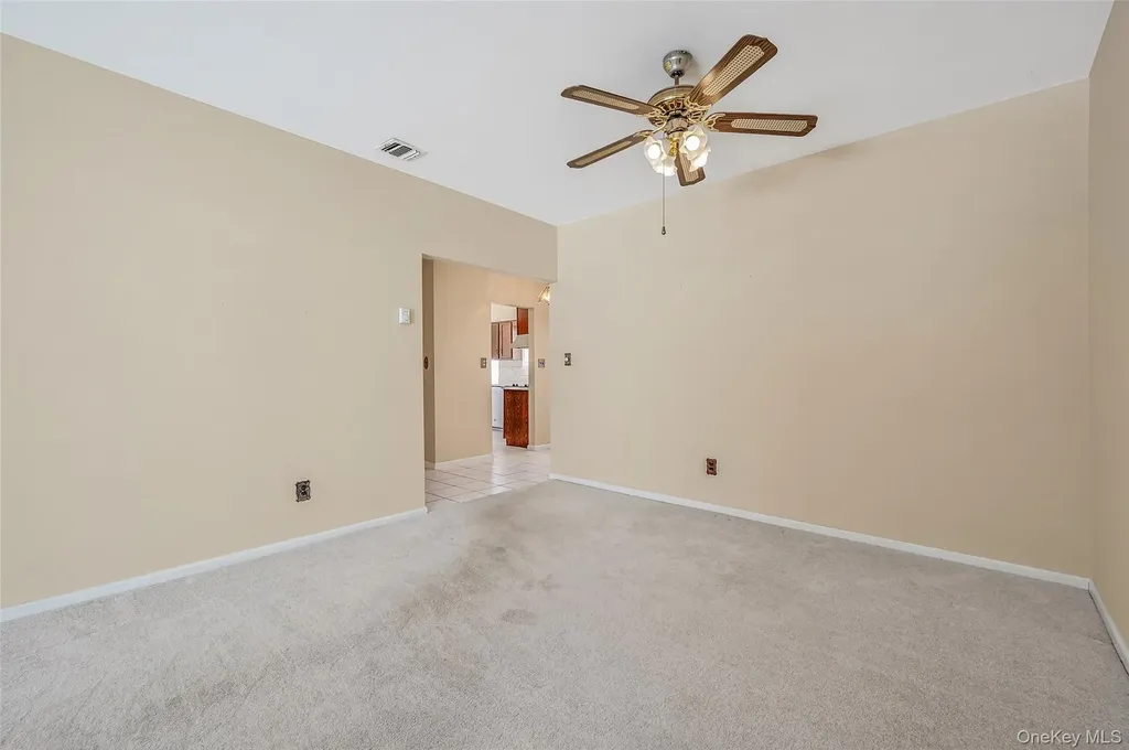 35 Chippendale Drive Mount Sinai NY 11766