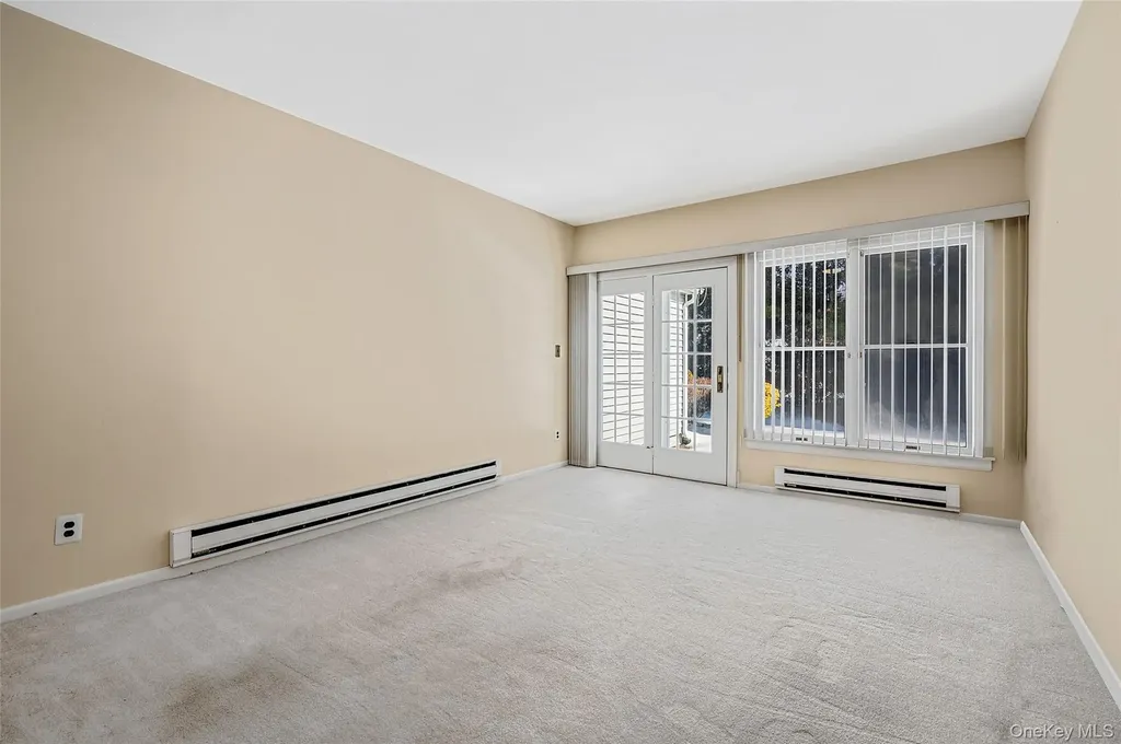 35 Chippendale Drive Mount Sinai NY 11766