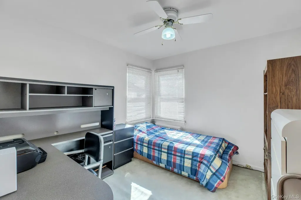 197 Emory Road Mineola NY 11501