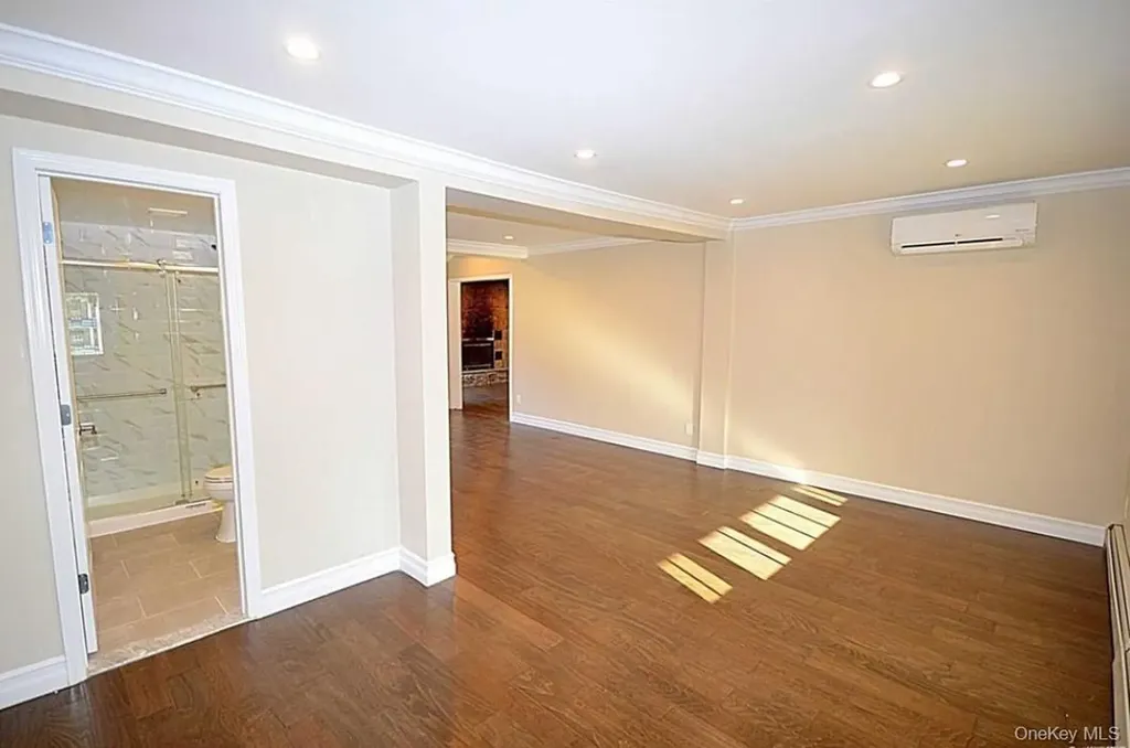 4 Addison Lane Greenvale NY 11548