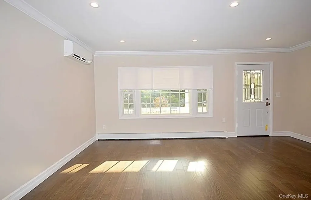 4 Addison Lane Greenvale NY 11548