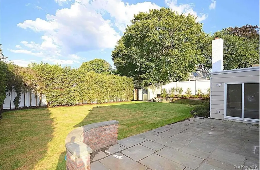 4 Addison Lane Greenvale NY 11548
