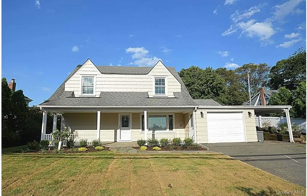 4 Addison Lane Greenvale NY 11548