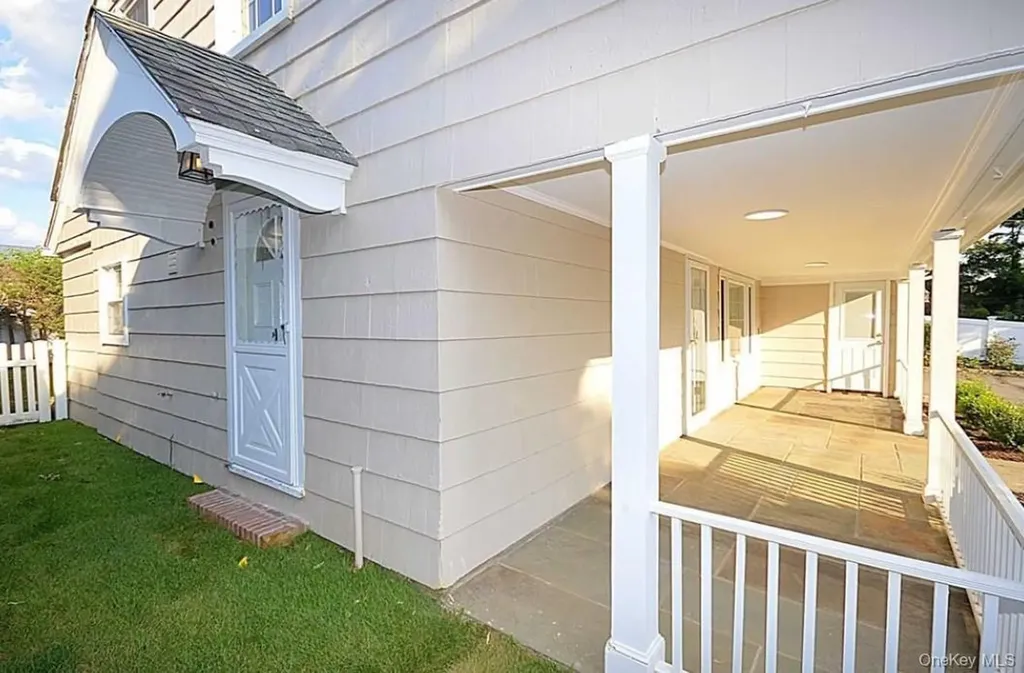 4 Addison Lane Greenvale NY 11548