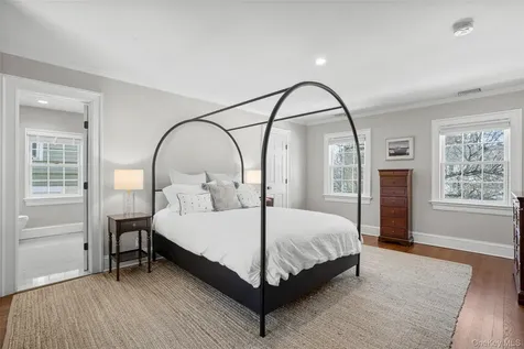 22 Ferncliff Road Scarsdale NY 10583