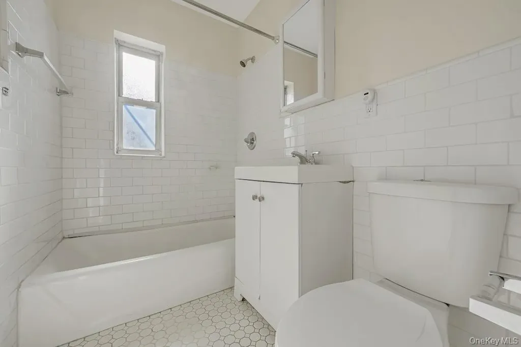 415 Gramatan Avenue Mount Vernon NY 10552