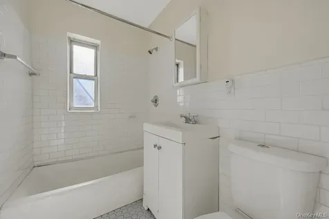 415 Gramatan Avenue Mount Vernon NY 10552