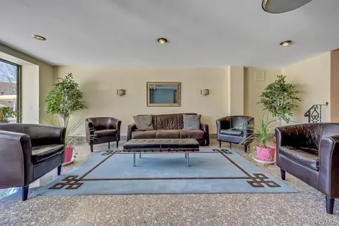 415 Gramatan Avenue Mount Vernon NY 10552