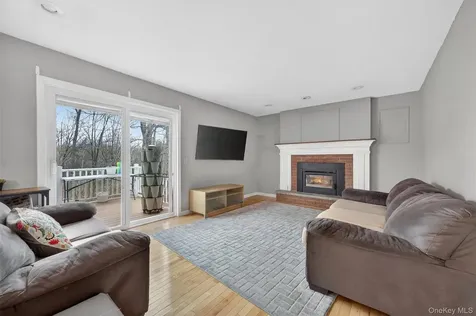 24 Pellbridge Drive Hopewell Junction NY 12533