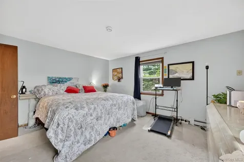 24 Pellbridge Drive Hopewell Junction NY 12533