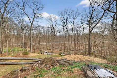 24 Pellbridge Drive Hopewell Junction NY 12533
