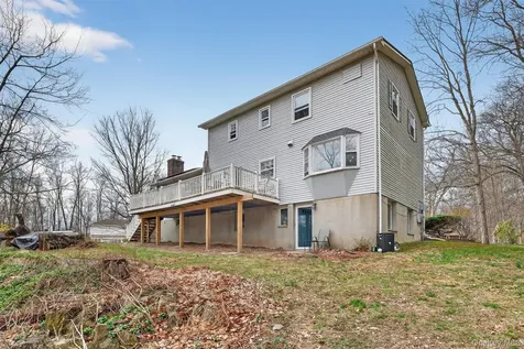 24 Pellbridge Drive Hopewell Junction NY 12533