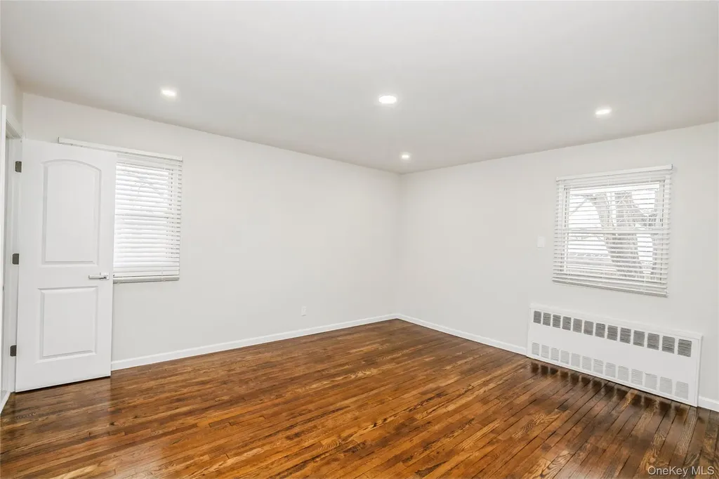 15 Center Drive Syosset NY 11791