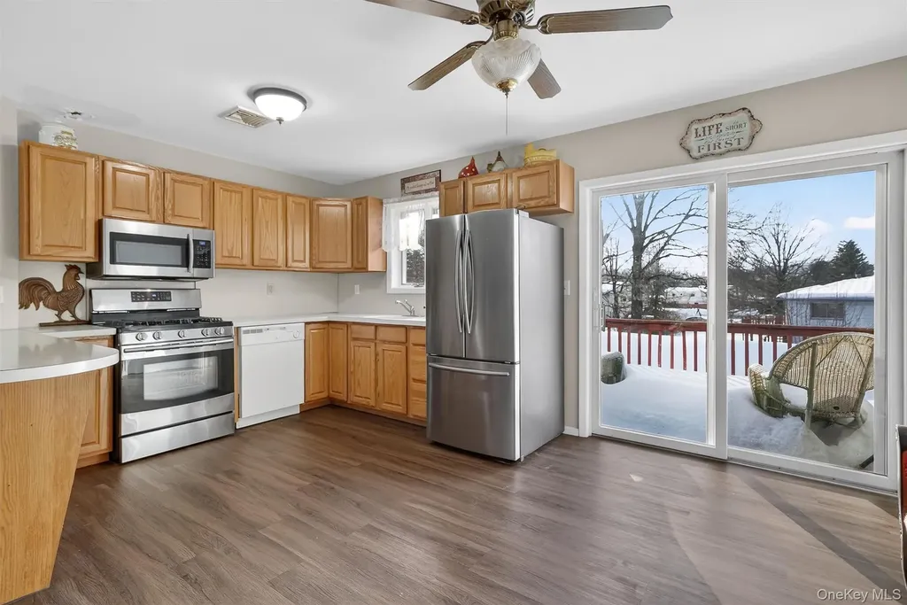 25 Beech Street Nanuet NY 10954