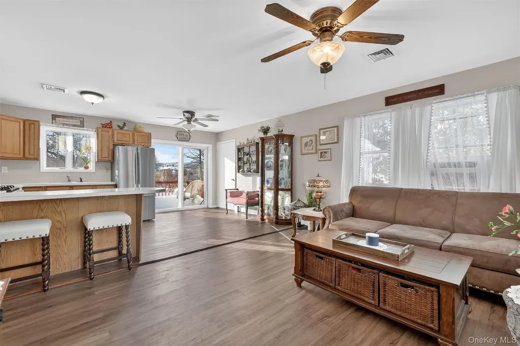 25 Beech Street Nanuet NY 10954