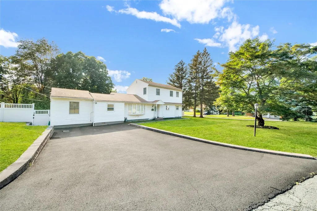 25 Beech Street Nanuet NY 10954