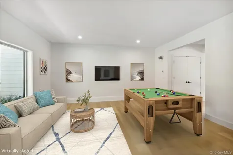 19 Elm Lane Montauk NY 11954