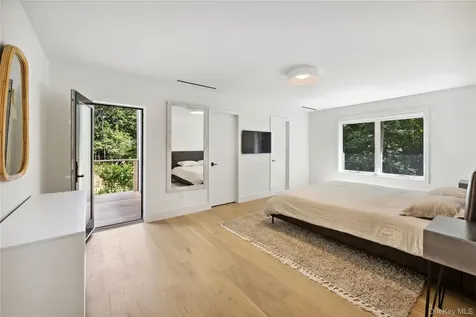 19 Elm Lane Montauk NY 11954