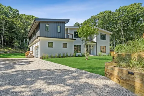 19 Elm Lane Montauk NY 11954