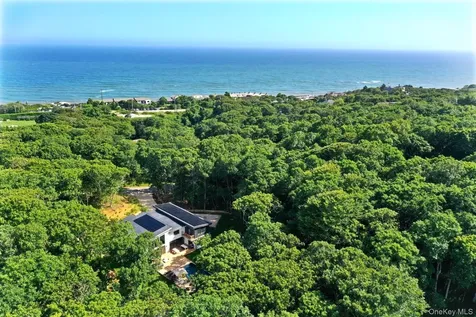 19 Elm Lane Montauk NY 11954