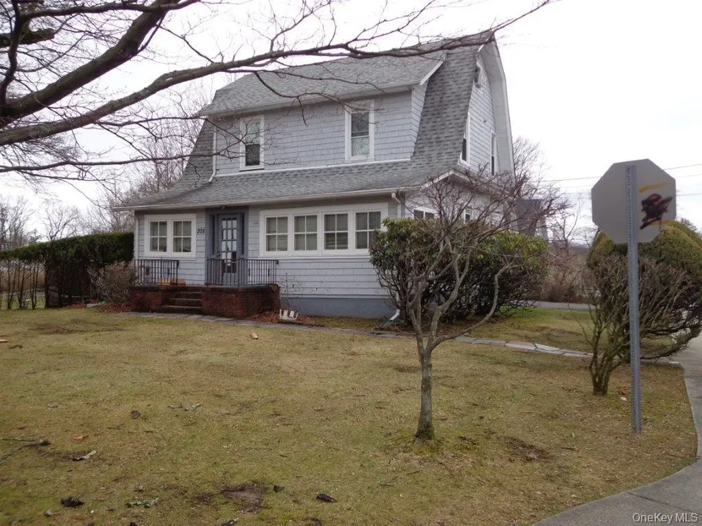 208 Saddle River Road Monsey NY 10952