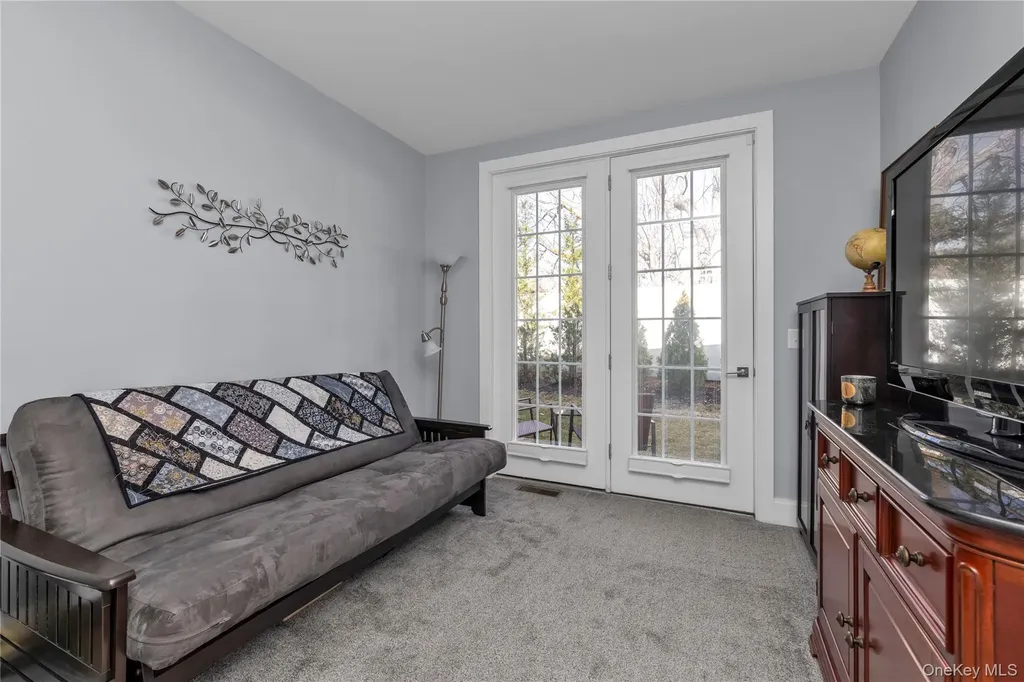 137 Emanuel Way East Meadow NY 11554