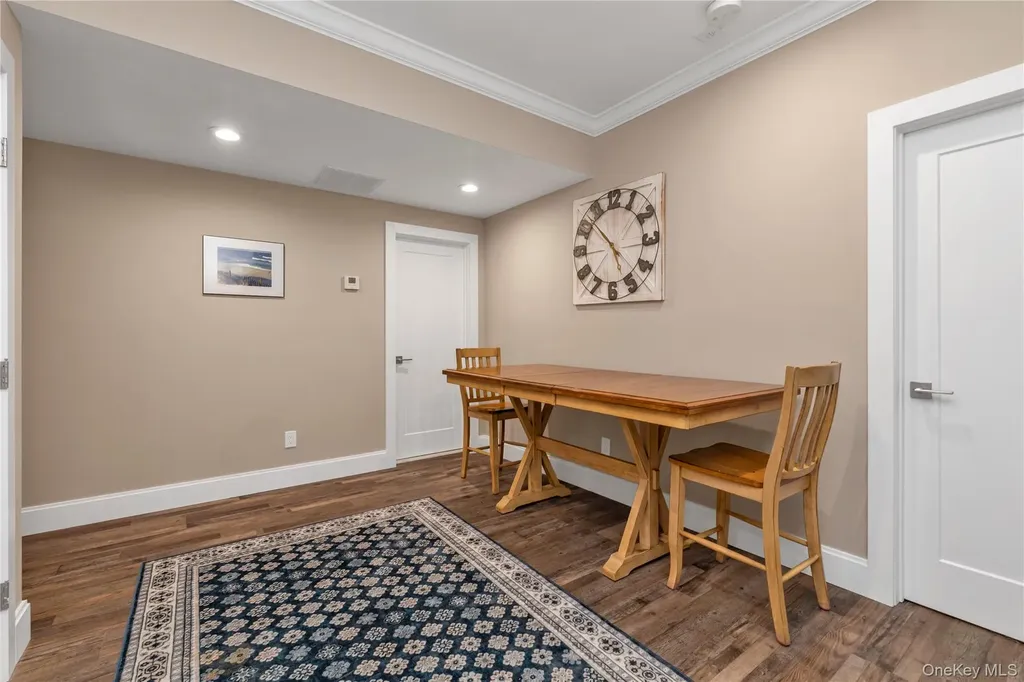 137 Emanuel Way East Meadow NY 11554