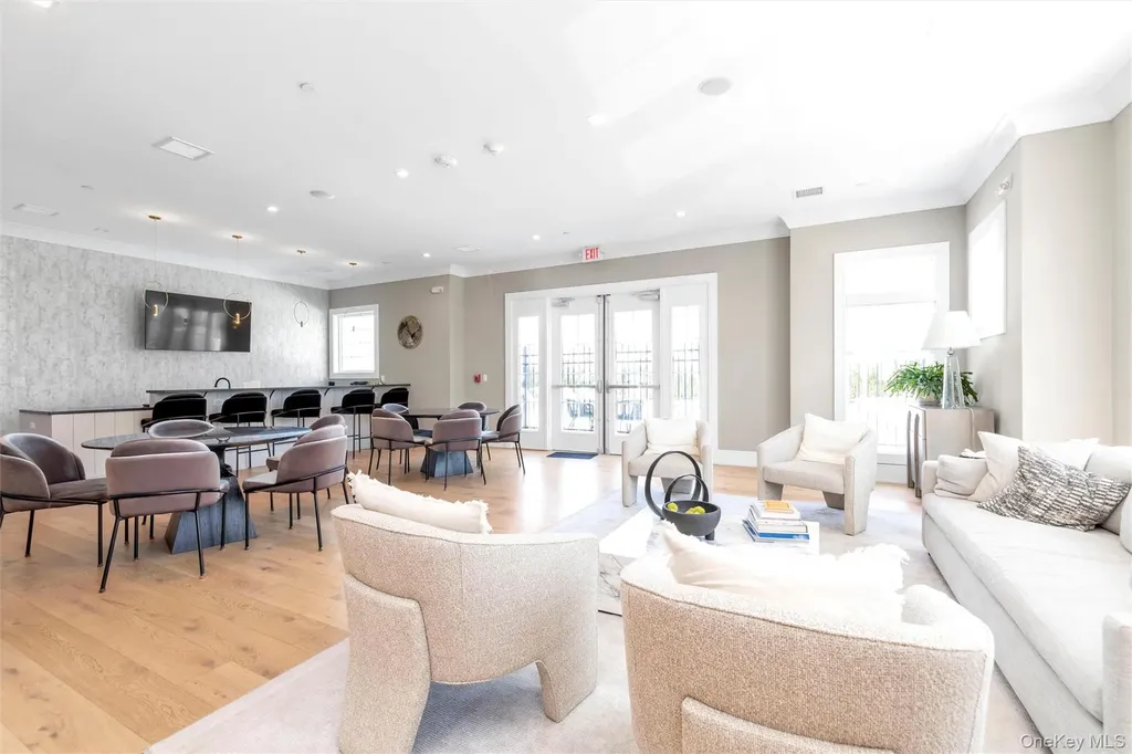 137 Emanuel Way East Meadow NY 11554