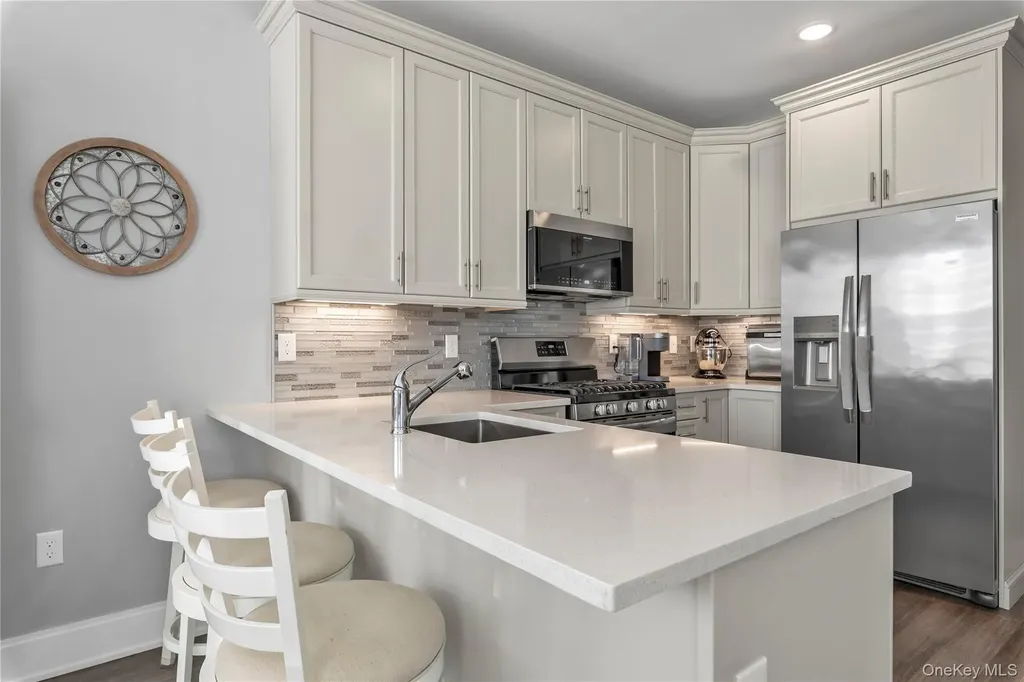137 Emanuel Way East Meadow NY 11554