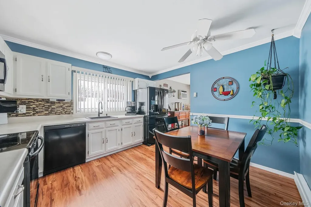 16 Magic Mountain Drive Coram NY 11727