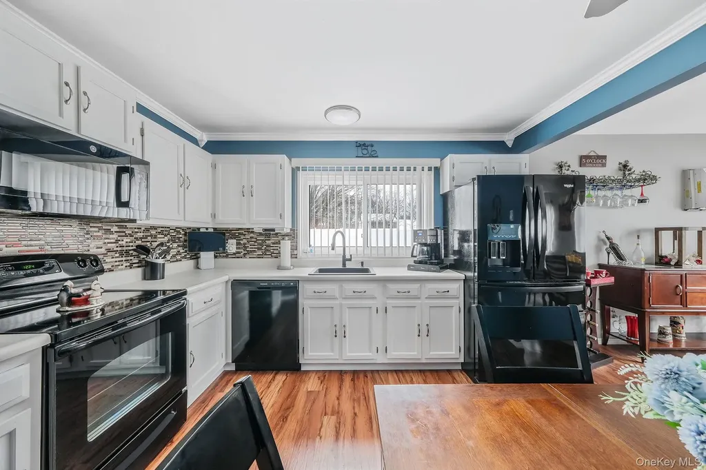16 Magic Mountain Drive Coram NY 11727