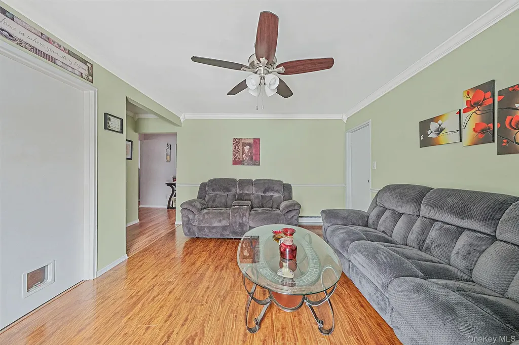 16 Magic Mountain Drive Coram NY 11727