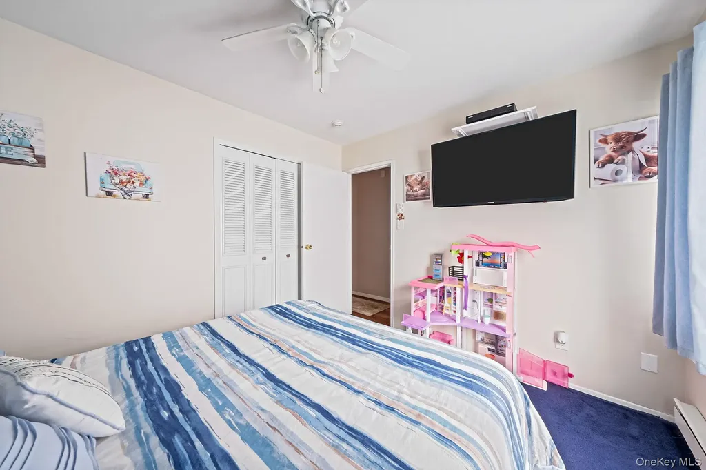 16 Magic Mountain Drive Coram NY 11727