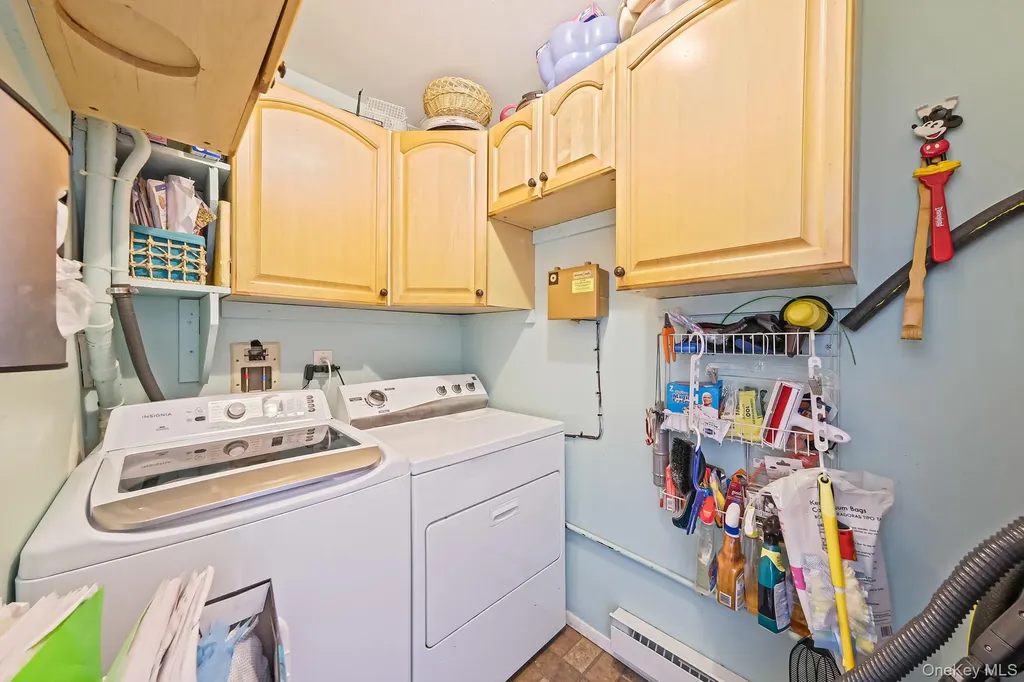 16 Magic Mountain Drive Coram NY 11727