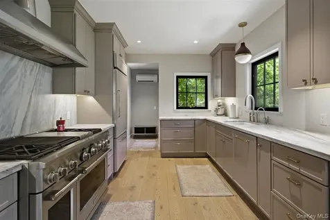 1 Aviemore Drive New Rochelle NY 10804