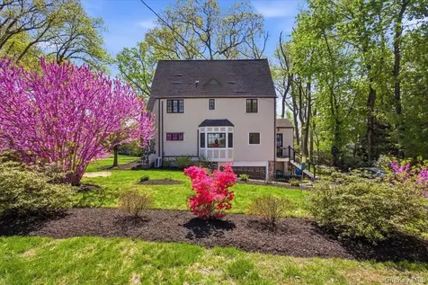 1 Aviemore Drive New Rochelle NY 10804