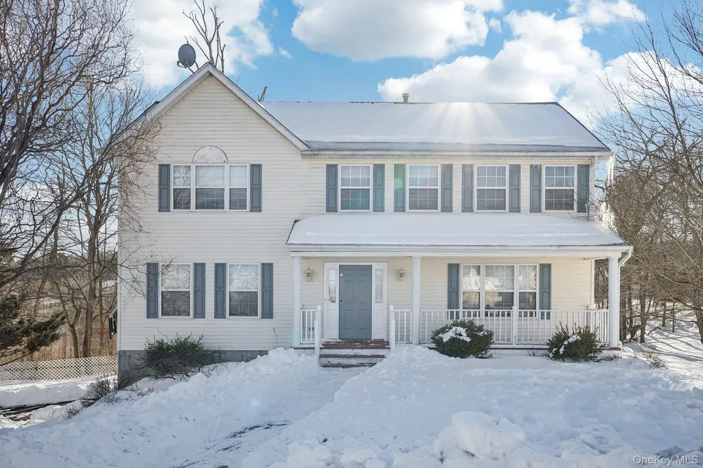 15 Surrey Lane Harriman NY 10926