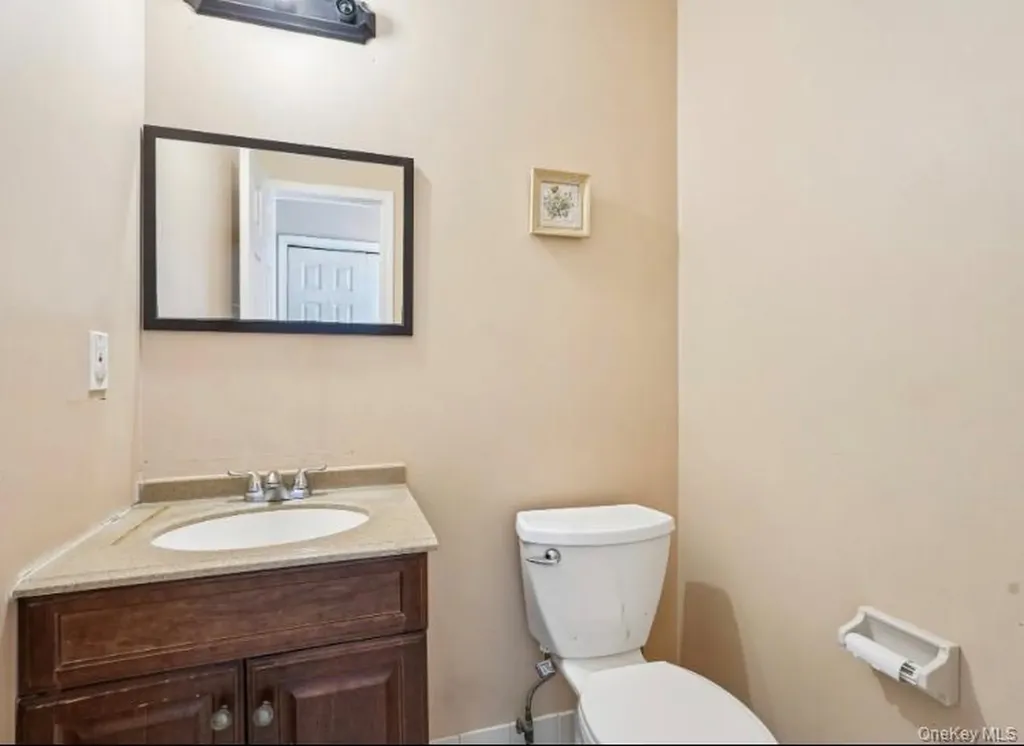 15 Surrey Lane Harriman NY 10926