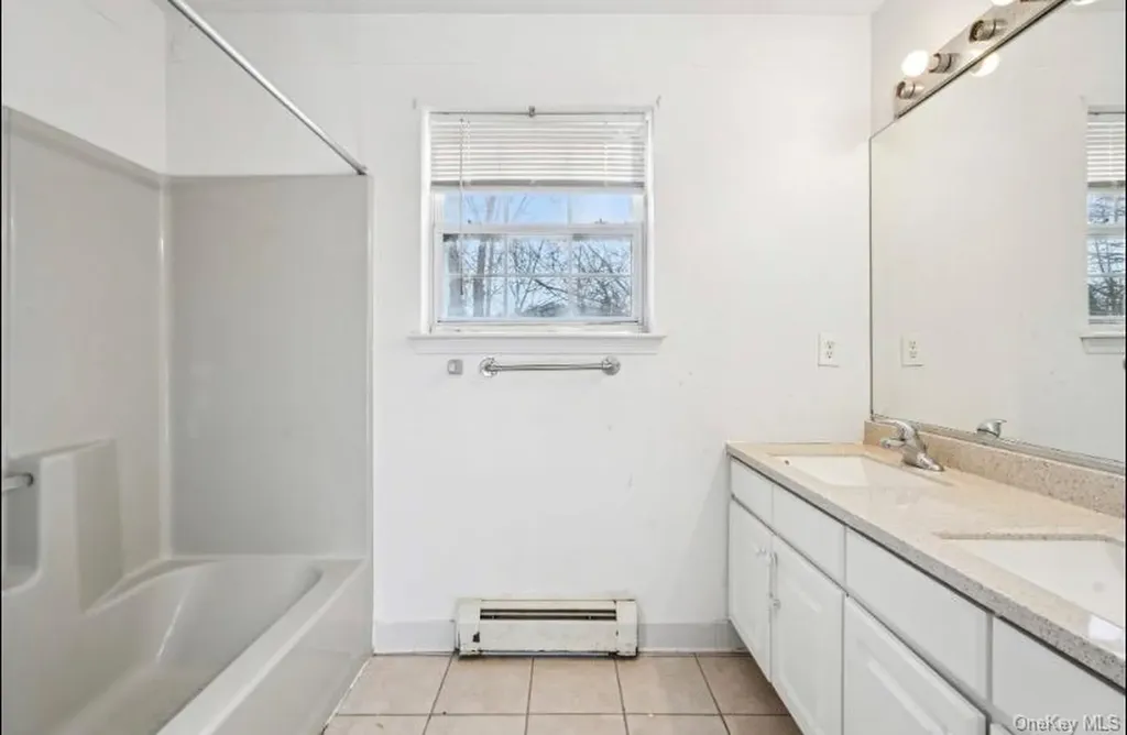 15 Surrey Lane Harriman NY 10926