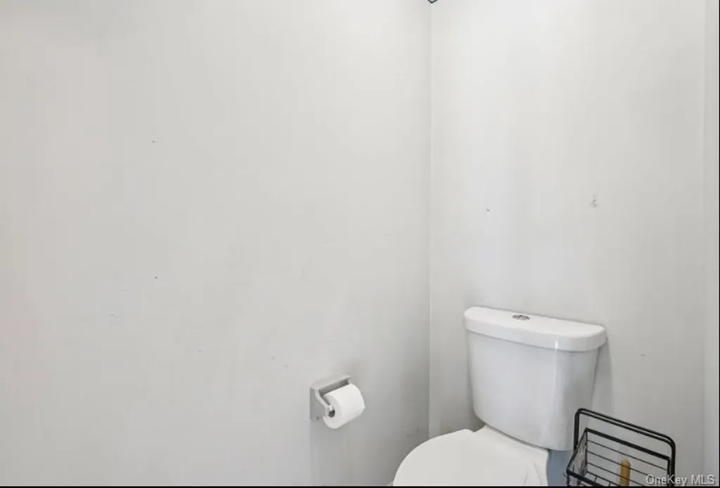 15 Surrey Lane Harriman NY 10926
