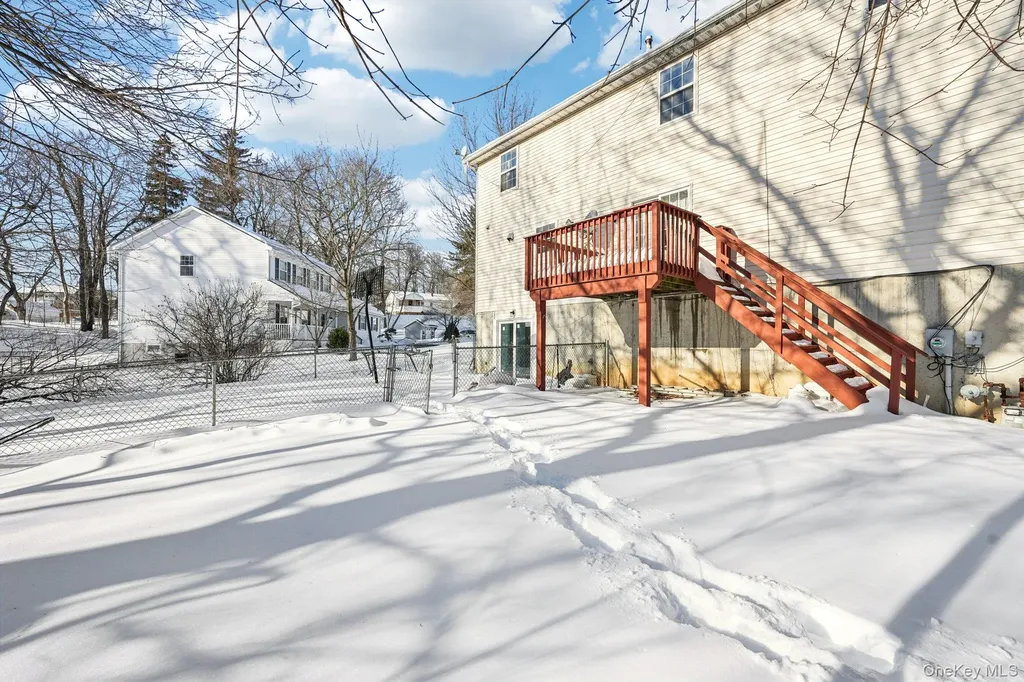 15 Surrey Lane Harriman NY 10926