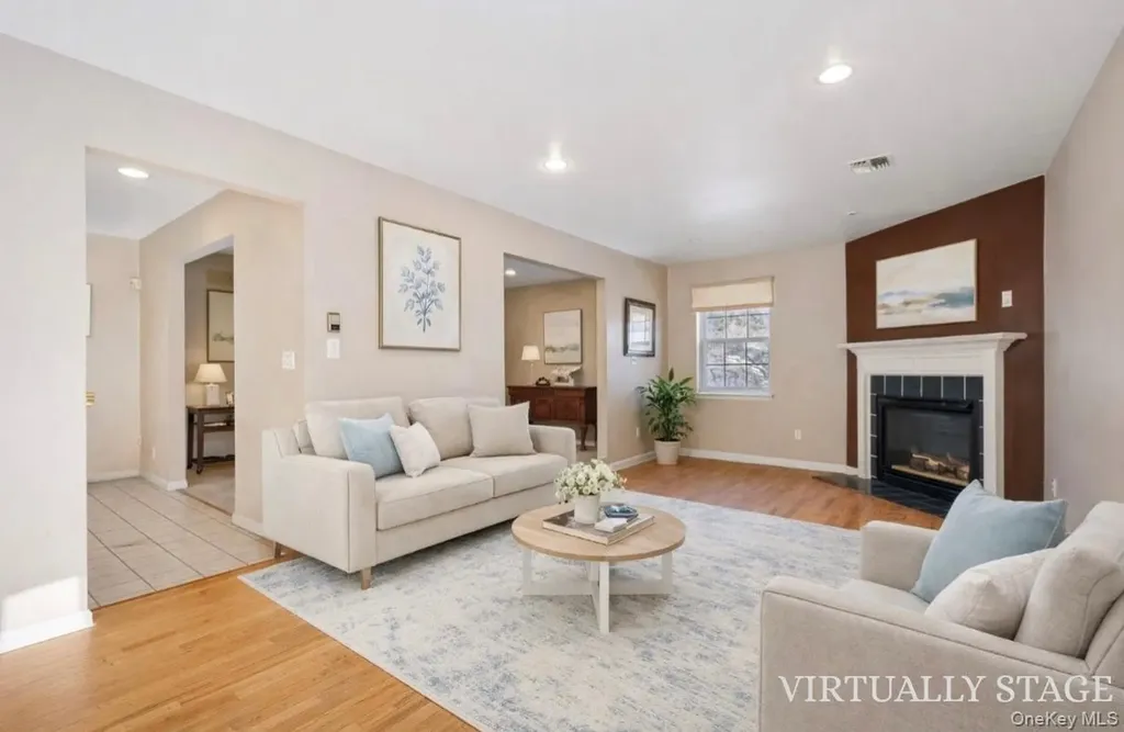 15 Surrey Lane Harriman NY 10926