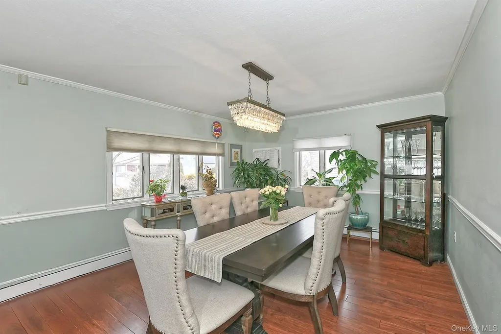 103 Ranch Lane Levittown NY 11756