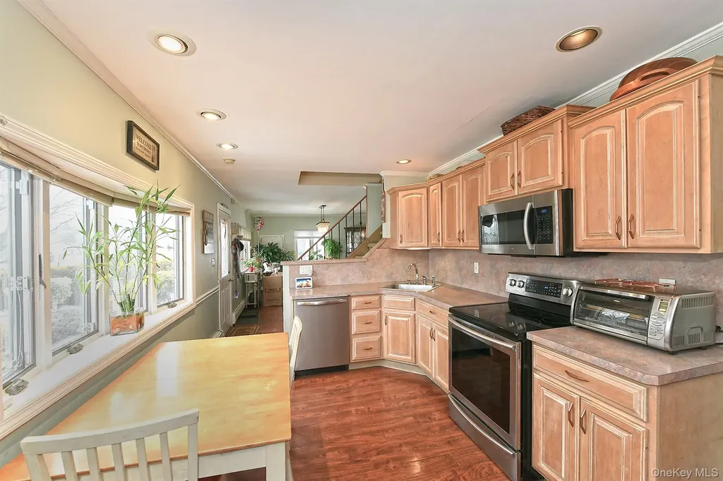 103 Ranch Lane Levittown NY 11756