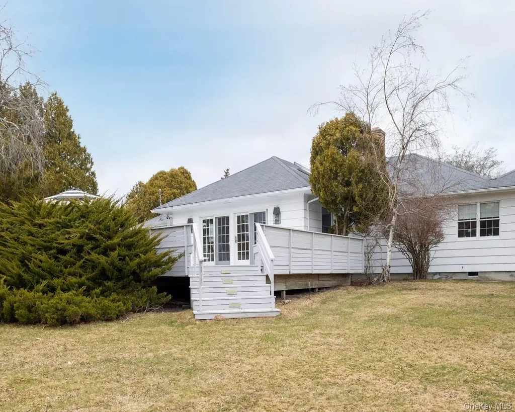 69 Oneck Road Westhampton Beach NY 11978